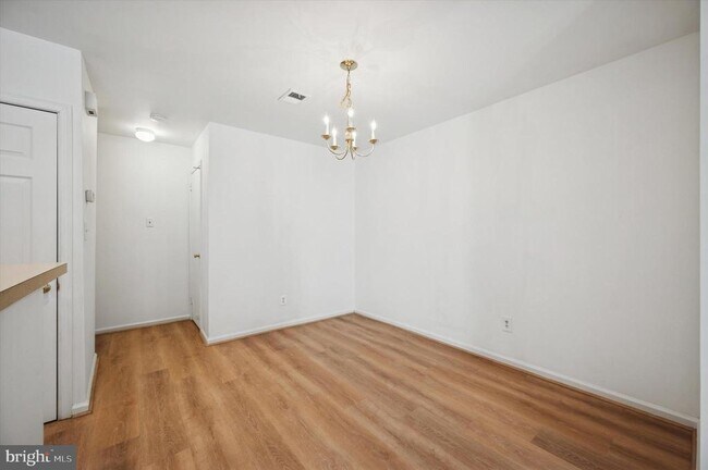 Foto del edificio - 61 Ramsgate Ct