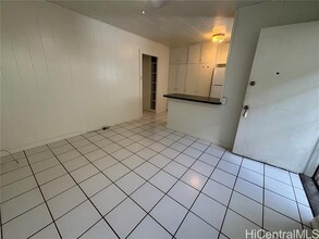 Building Photo - 1218 Makaloa St