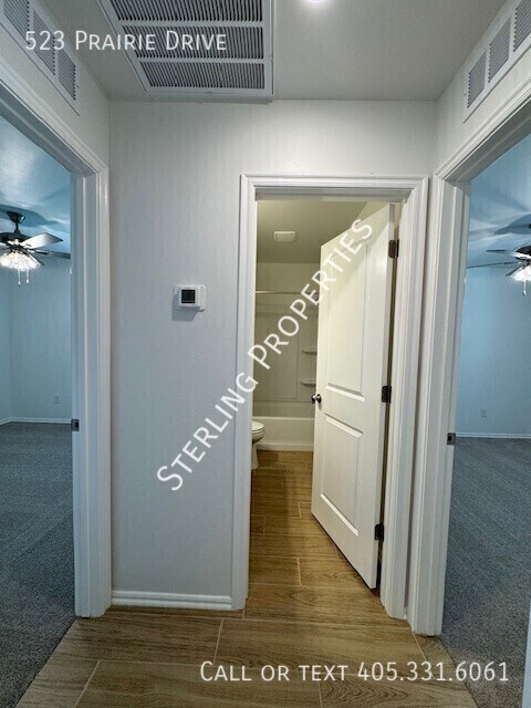 Foto del edificio - 523 Prairie Dr