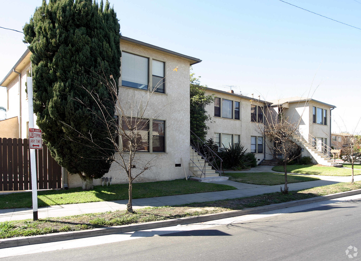 Primary Photo - 2636-2642 23rd St