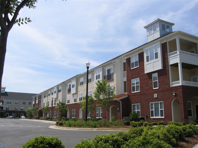 Building Photo - Gateway Park Apartments