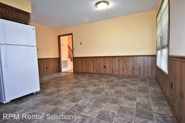 Foto del edificio - 792 E Northfield Blvd