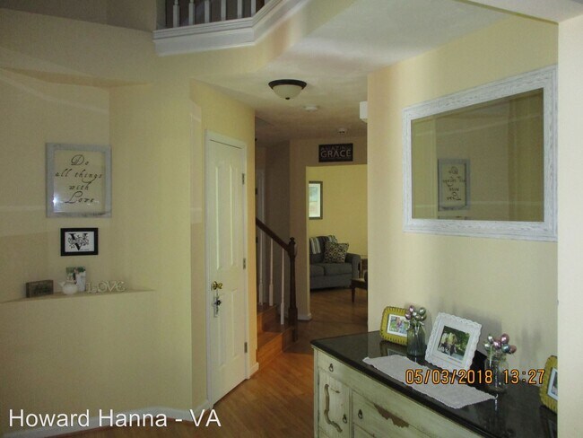 Building Photo - 6734 Burbage Landing Cir