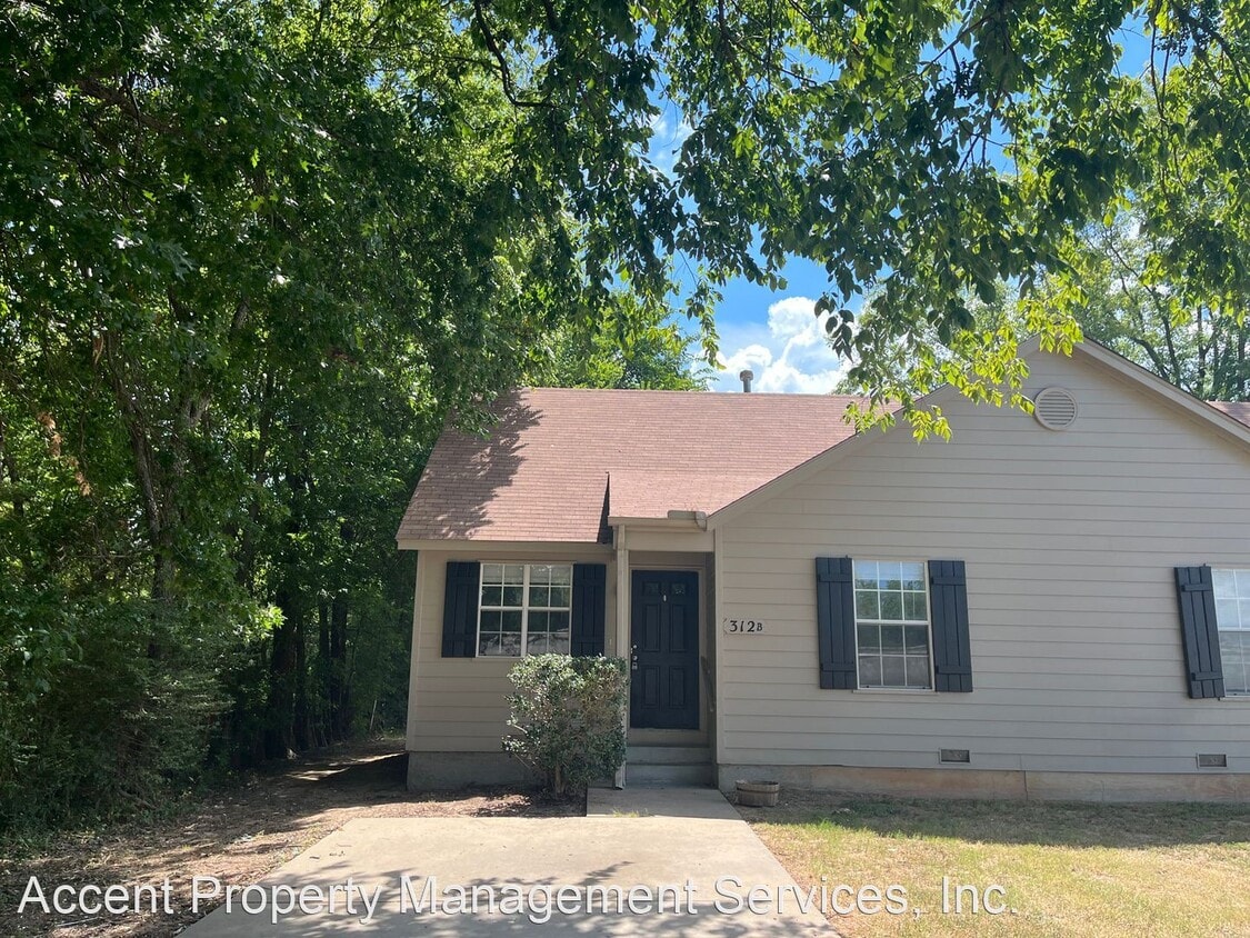 312 N Delaware St, Catoosa, OK 74015 House Rental in Catoosa, OK