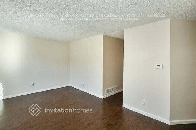 Building Photo - 16152 E Radcliff Pl