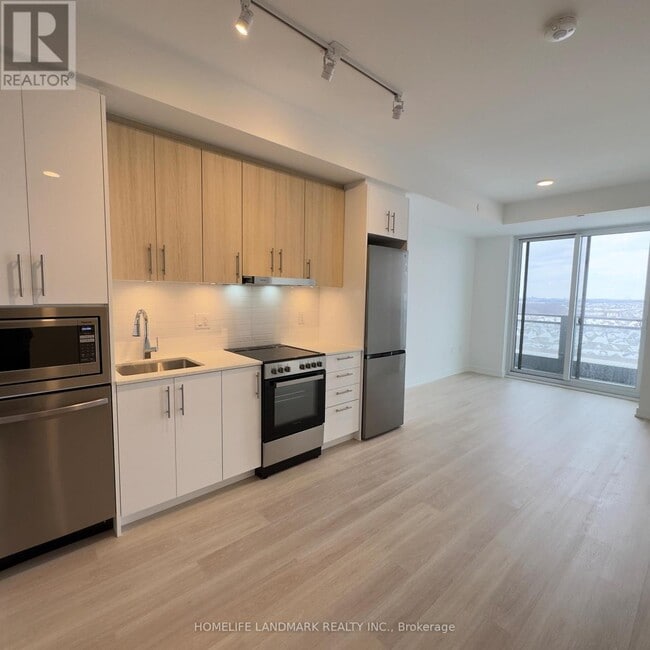 Photo du bâtiment - 9763 Markham Rd