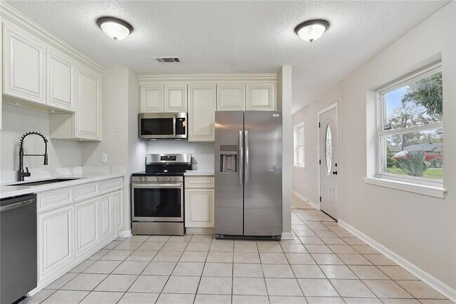 Foto del edificio - 2808 Pritchard Rd