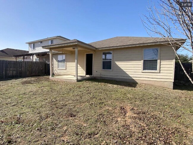 Building Photo - 213 Pentire Way