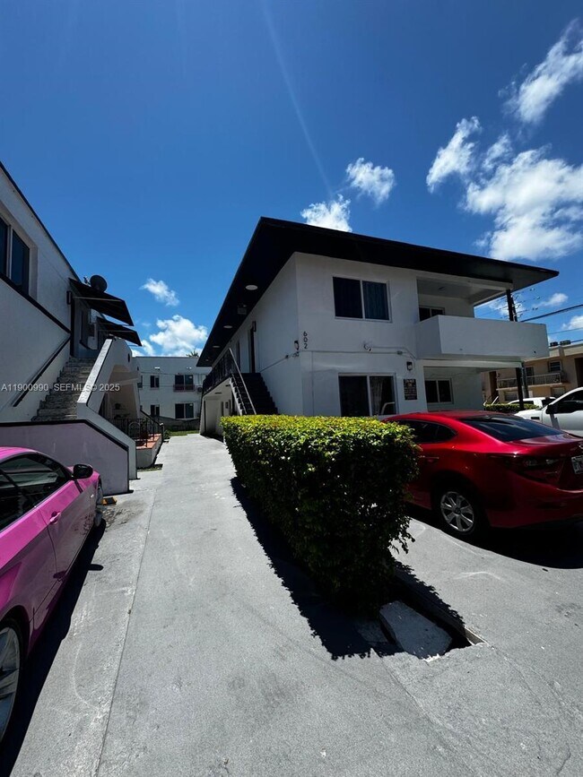 Foto del edificio - 602 SW 13th Ave