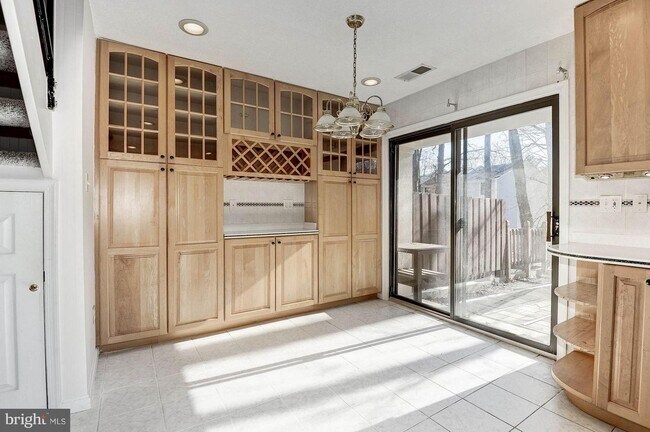 Foto del edificio - 2369 Southgate Square