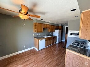 Building Photo - 62 Condor Cir