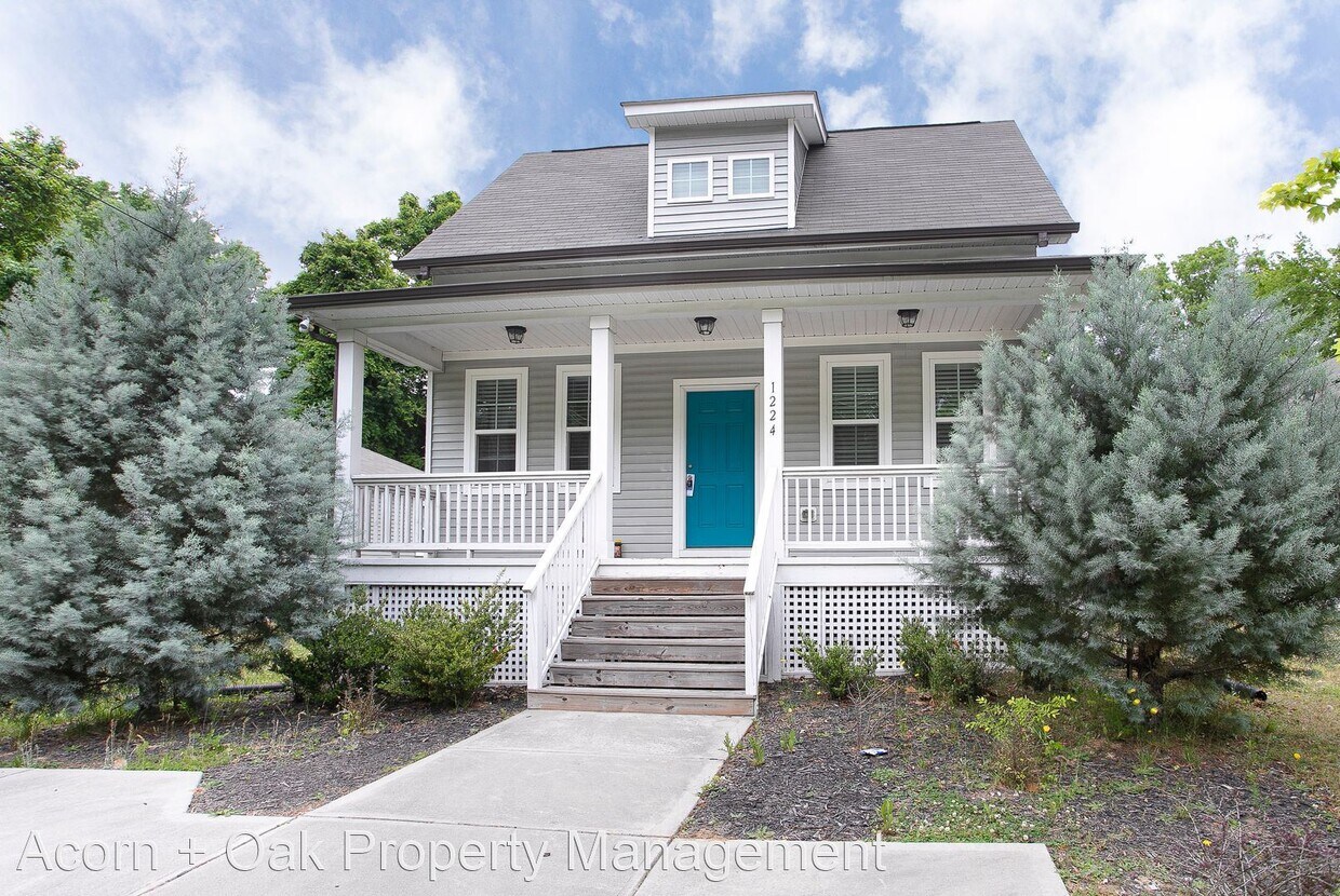 Primary Photo - 3 br, 2.5 bath House - 1224 N Miami Blvd