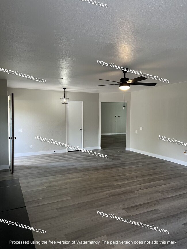 Foto del edificio - 12853 6th St