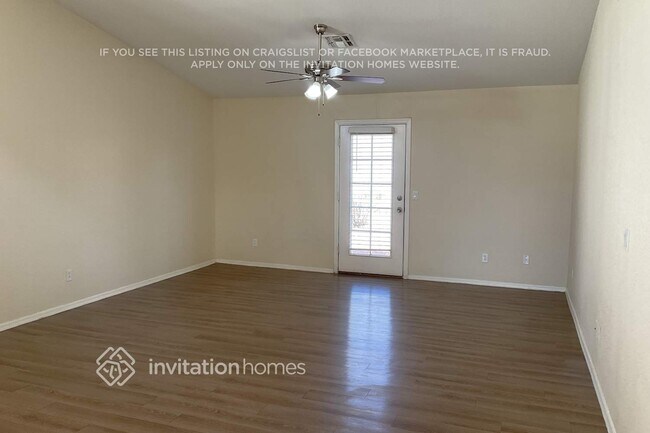 Foto del edificio - 11341 W Ruth Ave