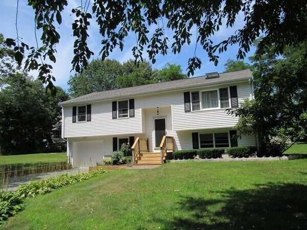 Primary Photo - 75 Hunters Brook Rd