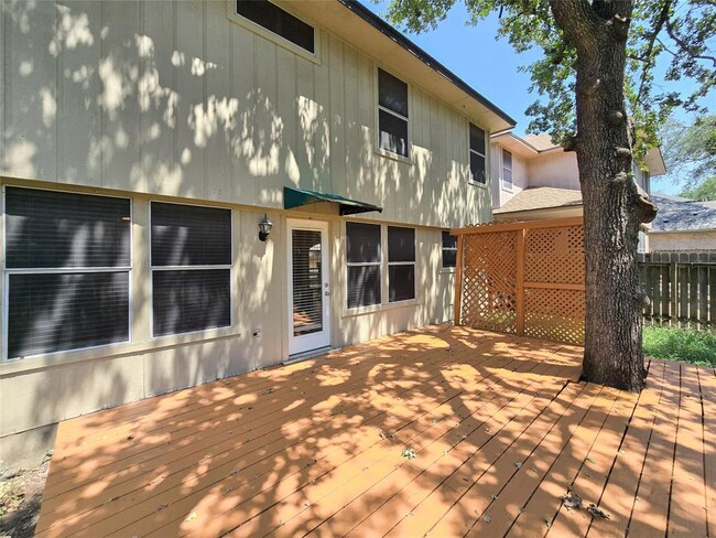 Foto del edificio - 8021 Rimini Trail