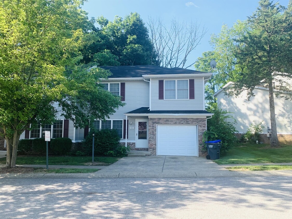Primary Photo - 3985 S Cramer Cir