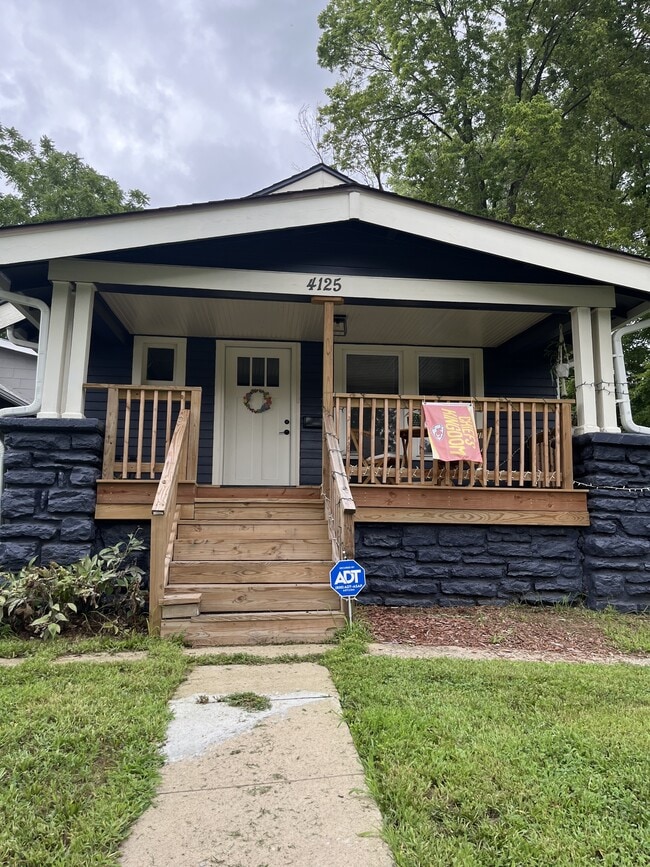 Building Photo - 4125 Olive St