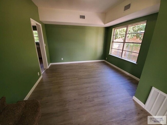 Foto del edificio - 510 W Buchanan St