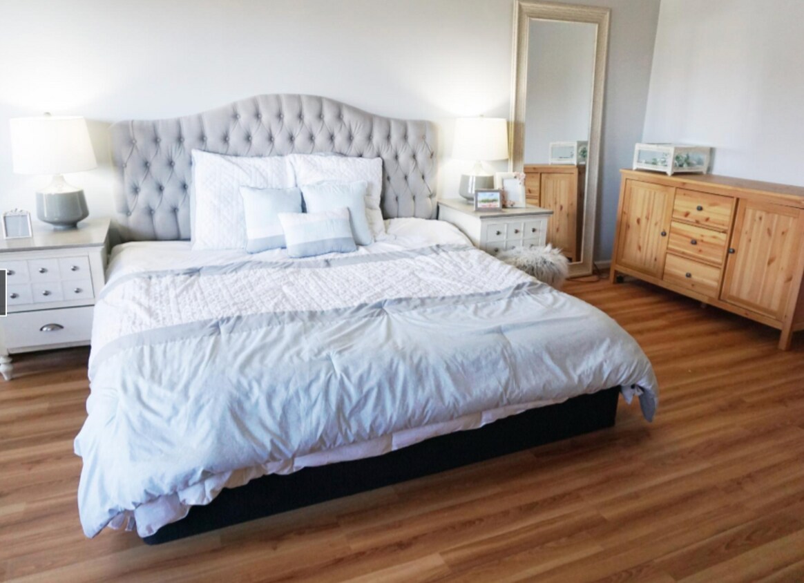 furnished master bedroom - 6026 Main St