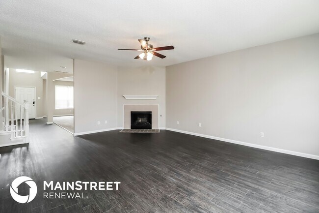 Foto del edificio - 305 Arbor Glen Dr