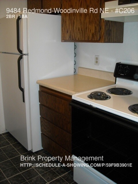 Building Photo - 9484 Redmond Woodinville Rd NE
