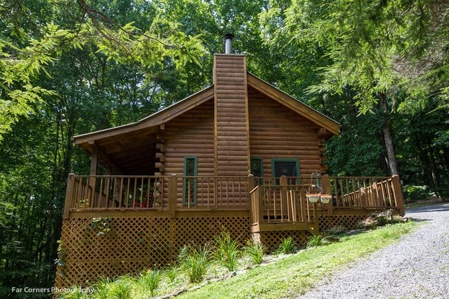 Building Photo - 1619 Evans Cove Rd