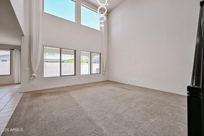 Foto del edificio - 9648 E Timpani Ln