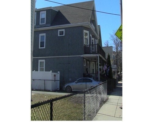 Primary Photo - 54 Hollander St