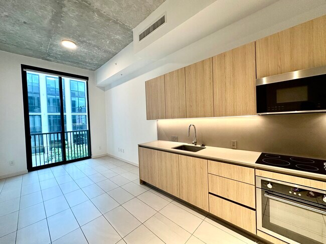 Foto del edificio - 142 NW 31st St