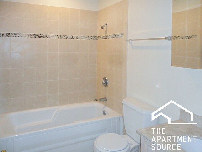 Foto del edificio - 2320 N Southport Ave