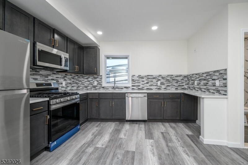 Foto principal - 287 Orange St