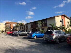 Building Photo - 21 SW 109th Ave