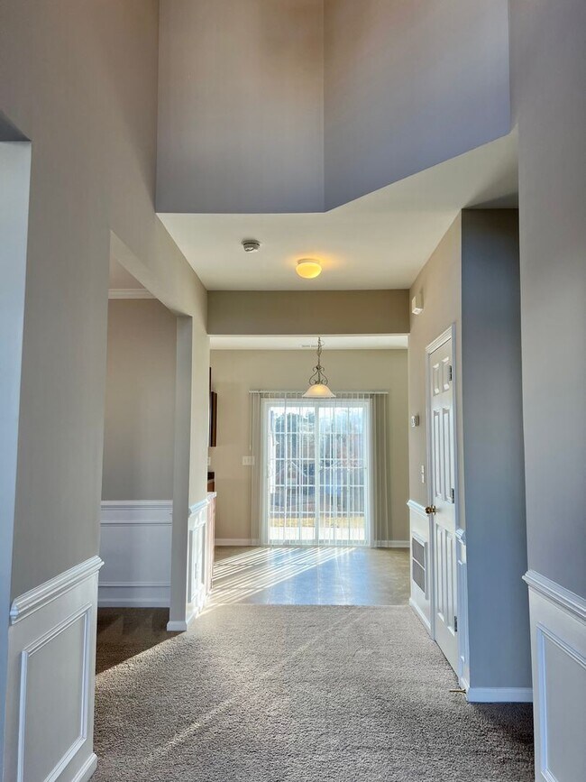 Building Photo - FRIENDLY WEST COLUMBIA NEIGHBORHOOD- SYCAM...