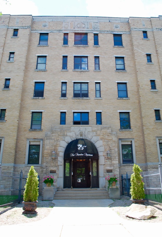 Entrada exterior - Niche Amadore Apartments