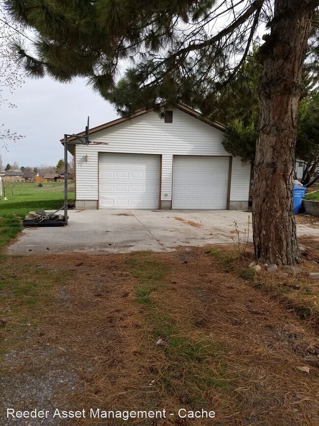 Building Photo - 3 br, 2 bath House - 195 East 300 South