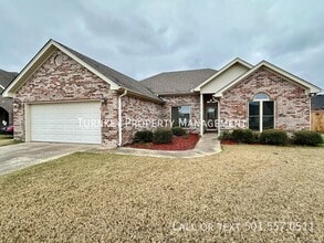 Building Photo - 13601 Stonehenge Cove