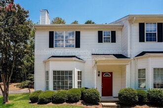 Building Photo - 208 Pointe Crest Ct