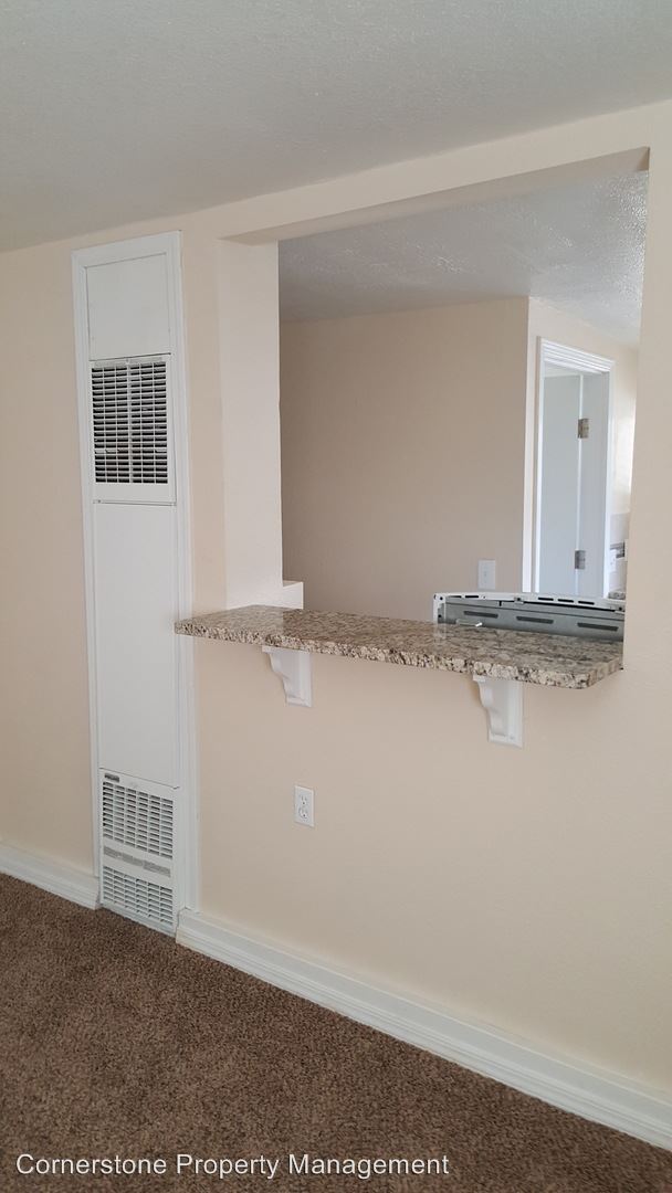 Building Photo - 1 br, 1 bath House - 243 1/2 Meffan Ave