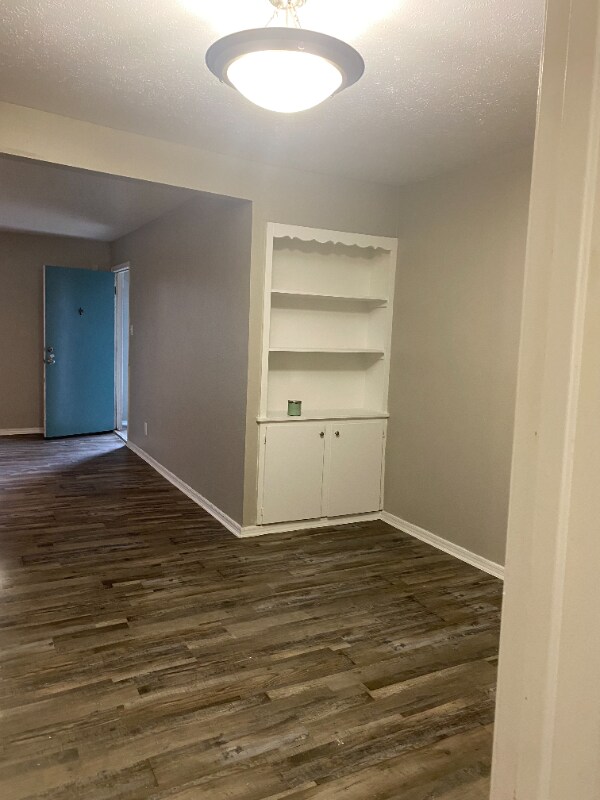 Building Photo - 2409 Ridgmar Plaza