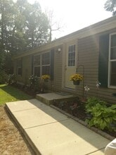 Building Photo - 2490 S Woodland Trail