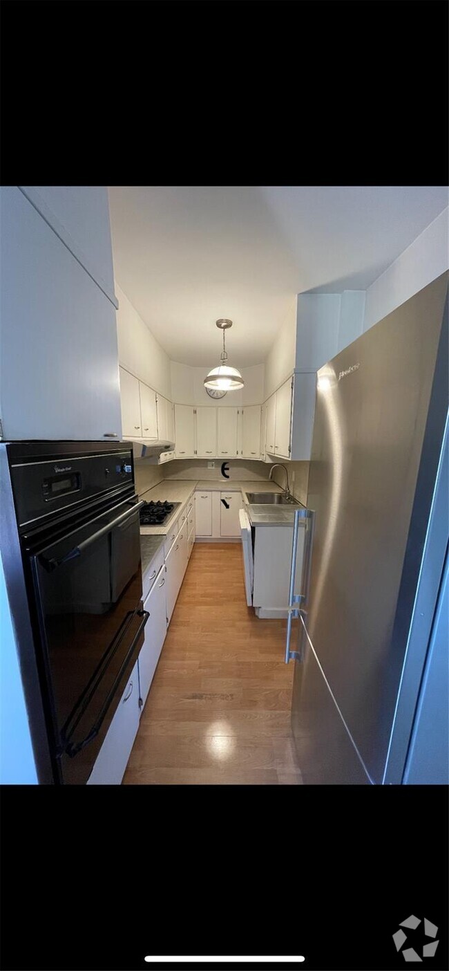 Building Photo - 115 Wolfs Ln