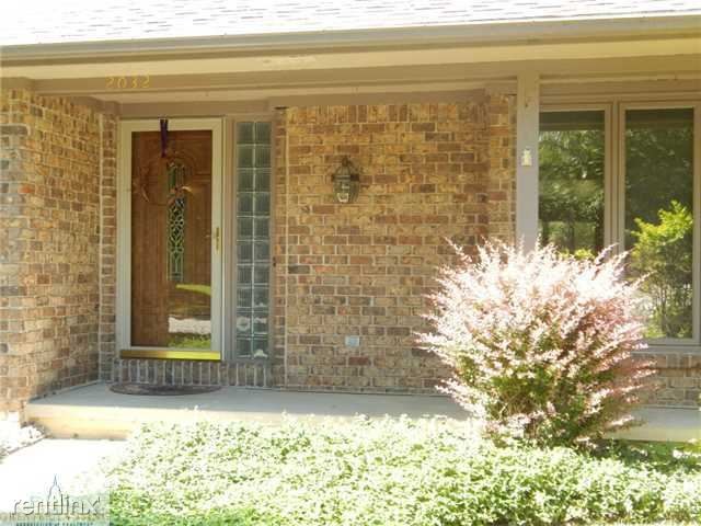 Building Photo - 3 br, 2 bath House - 2032 Woodfield Rd