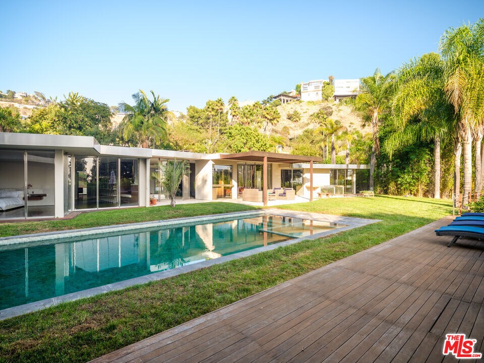 Foto principal - 1615 Rising Glen Rd