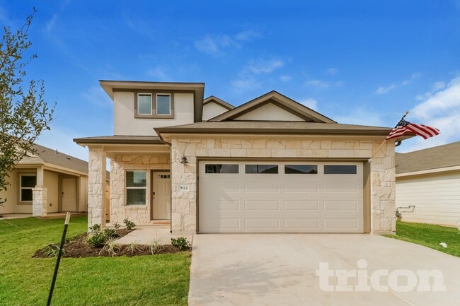 Building Photo - 5112 Saddle Clb Dr