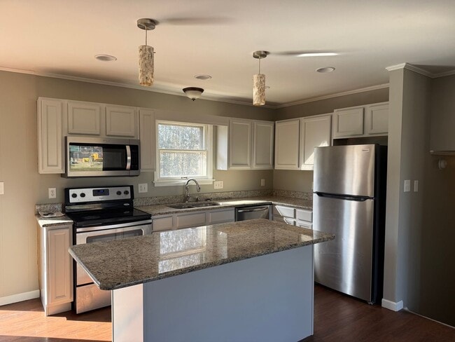 Photo - Gorgeous West Lafayette 4 bedroom Home - New Kitchen, Many Upgrades!