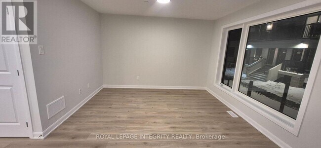 Building Photo - 401 Glenroy Gilbert Dr