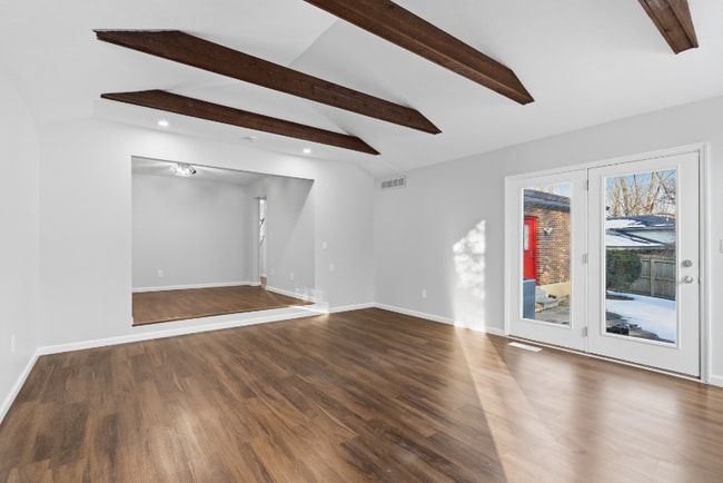 Building Photo - 3601 Mack Rd