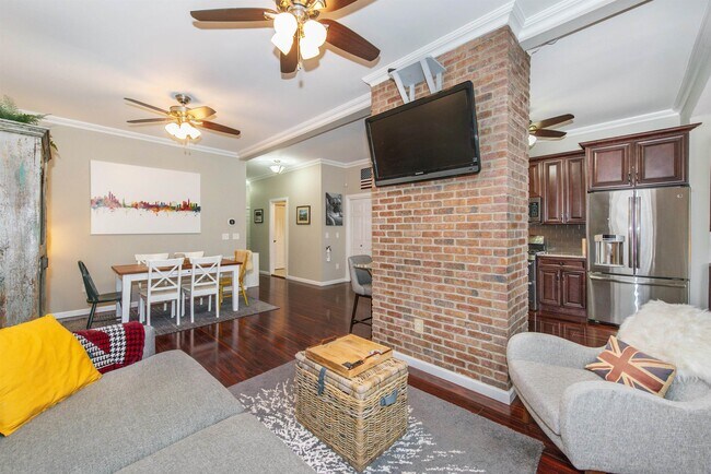 Foto del edificio - 126 Highpoint Ave