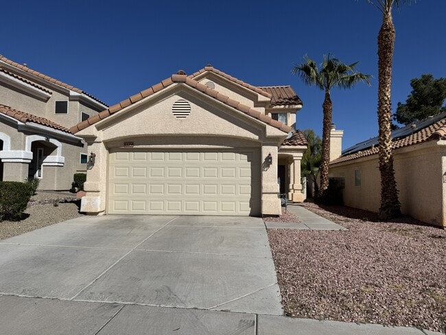 Foto del edificio - 8312 Maplestar Rd